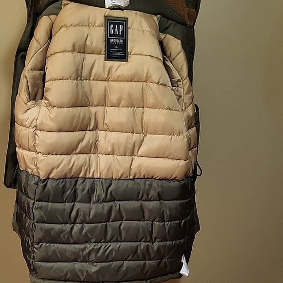 Men's Green Jacket with Fur Hood - Picture 5 of 10